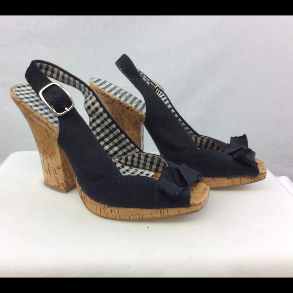 Tribeca Kenneth Cole Production Sandals